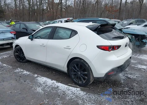 2021 Mazda Mazda3 Premium из США, поврежденный, VIN JM1BPBML8M1330358